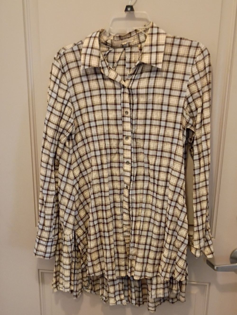 easel Plaid Button-Front Shirt in Cream and Brown Size M